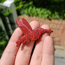 “Entangled” hummingbird pins